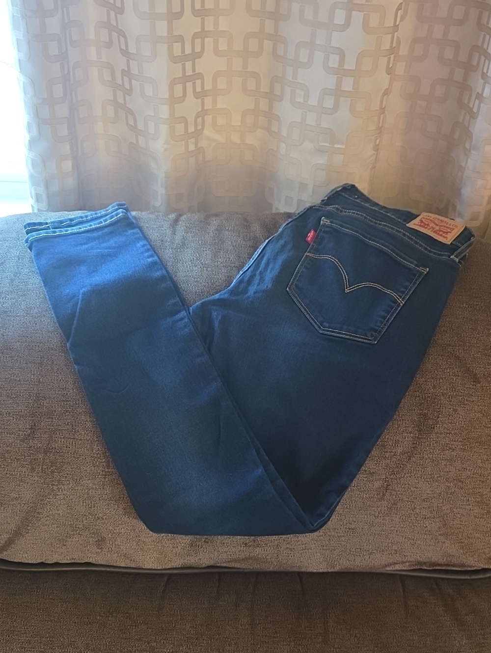 Levi's Women's Dark Blue 711 Skinny Jeans